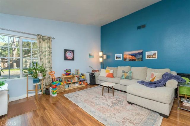 14063 Fenton Lane, Sylmar, CA 91342