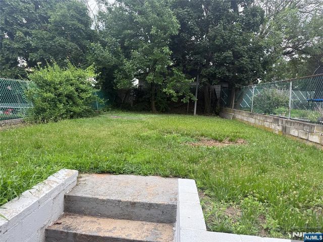 61 Spring Street, Lodi, NJ 07644