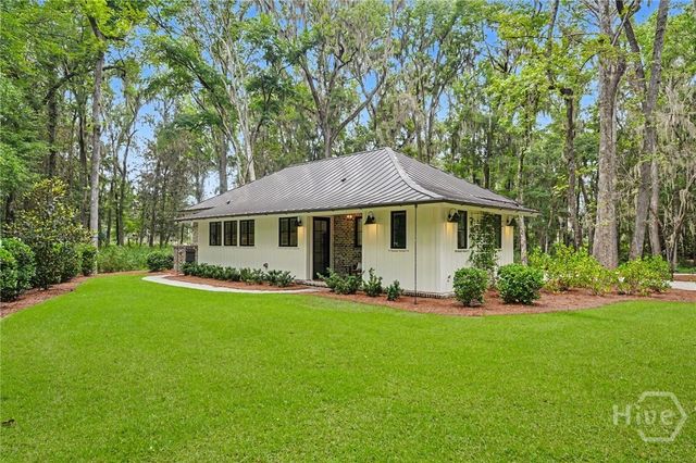 143 Jimmy Blige Lane, Richmond Hill, GA 31324