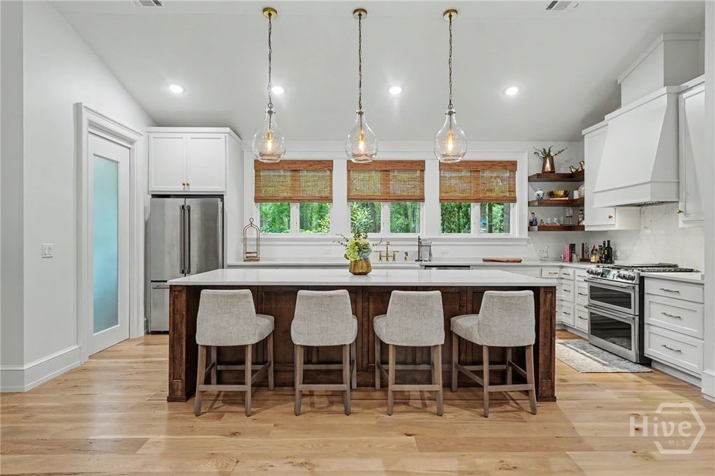 Image 19 of property listing at 143 Jimmy Blige Lane, Richmond Hill, GA 31324