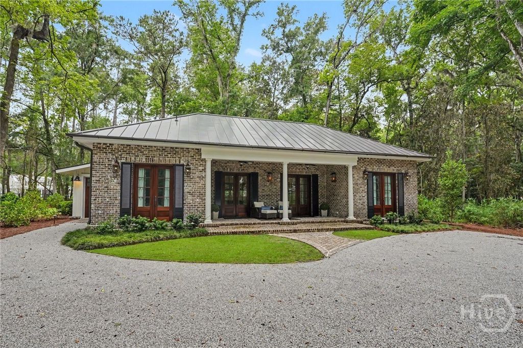 Image 2 of property listing at 143 Jimmy Blige Lane, Richmond Hill, GA 31324