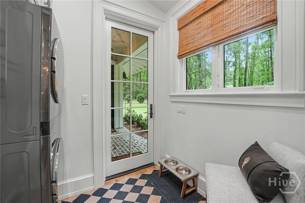 Image 45 of property listing at 143 Jimmy Blige Lane, Richmond Hill, GA 31324