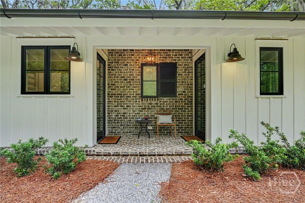 Image 49 of property listing at 143 Jimmy Blige Lane, Richmond Hill, GA 31324