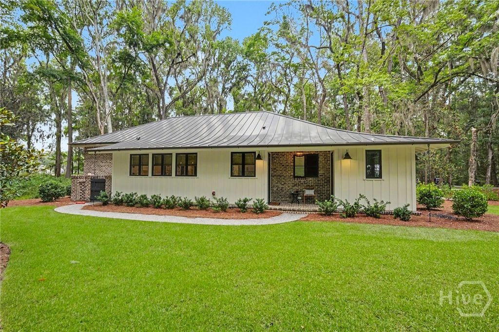 Image 53 of property listing at 143 Jimmy Blige Lane, Richmond Hill, GA 31324