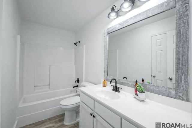 23840 Rosemont Ave, Denham Springs, LA 70726