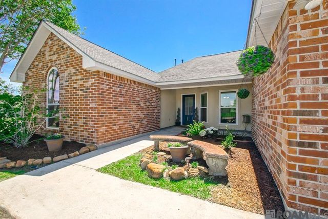 23840 Rosemont Ave, Denham Springs, LA 70726