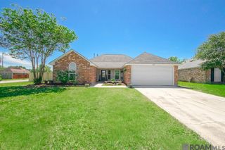 23840 Rosemont Ave, Denham Springs, LA 70726