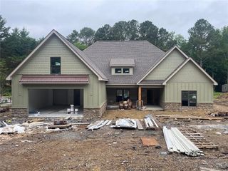 130 Cambridge Court, Calhoun, GA 30701
