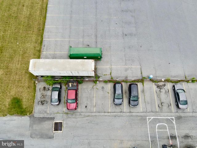 14 S BUTTONWOOD ST, Fleetwood, PA 19522