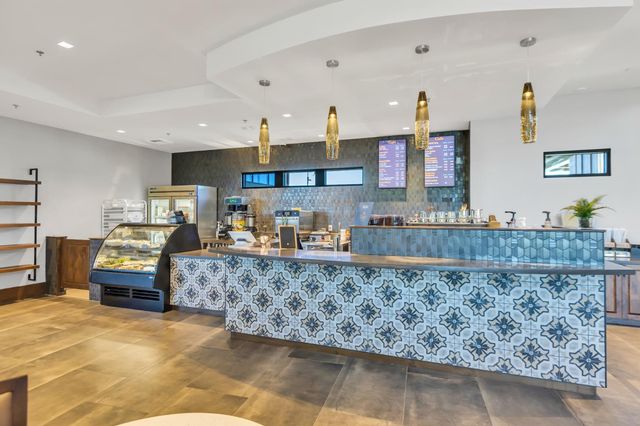 1427 Edgewood Ln, Lincoln, CA 95648