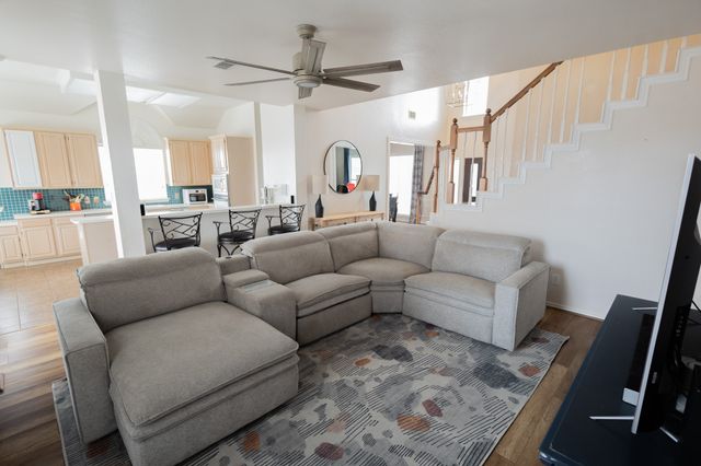 1212 Ashbrook Drive, Grand Prairie, TX 75052