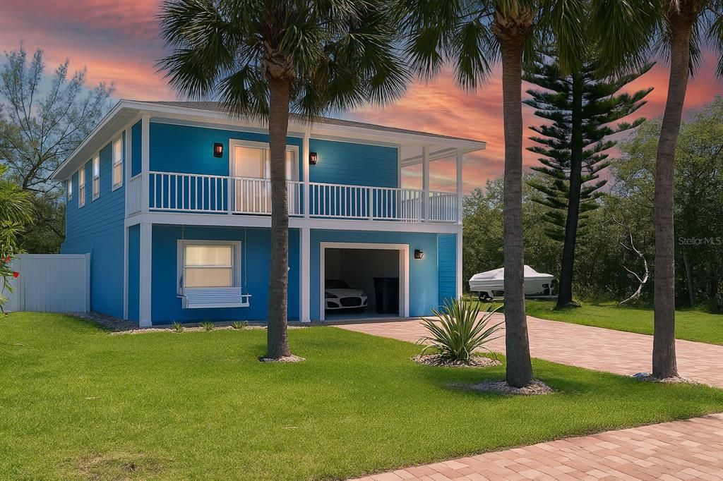 2915 AVENUE C, Holmes Beach, FL 34217