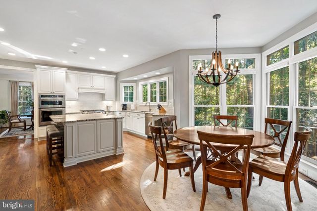 3000 HAVENCREST ST, Oak Hill, VA 20171