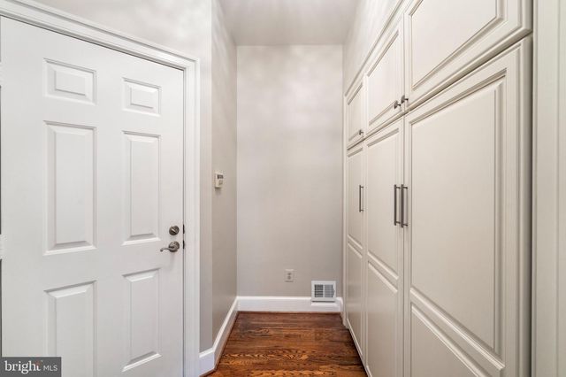3000 HAVENCREST ST, Oak Hill, VA 20171