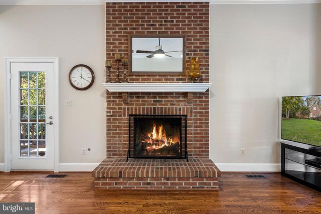 3000 HAVENCREST ST, Oak Hill, VA 20171