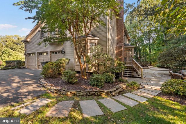 3000 HAVENCREST ST, Oak Hill, VA 20171