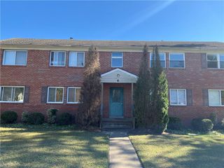 8 Pollux Cir E Apt 2, Portsmouth, VA 23701