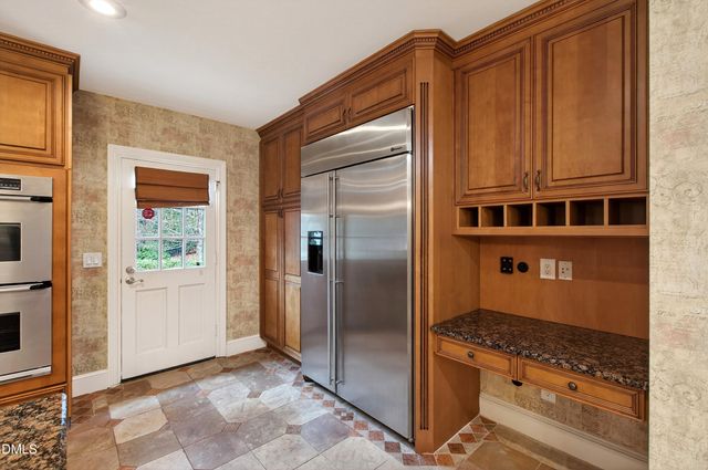 5515 Lambshire Drive, Raleigh, NC 27612