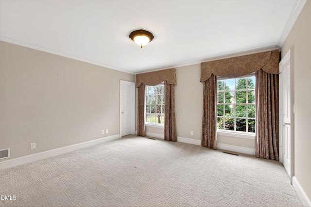 5515 Lambshire Drive, Raleigh, NC 27612