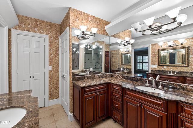 5515 Lambshire Drive, Raleigh, NC 27612