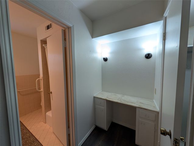 4715 Skillman Street A, Dallas, TX 75206