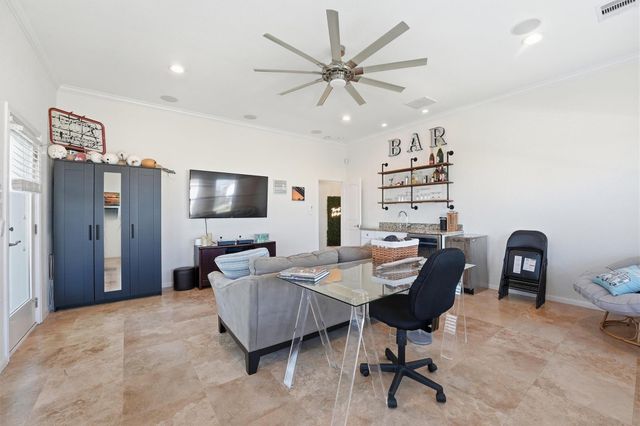 4010 Shallow Reef, Galveston, TX 77554