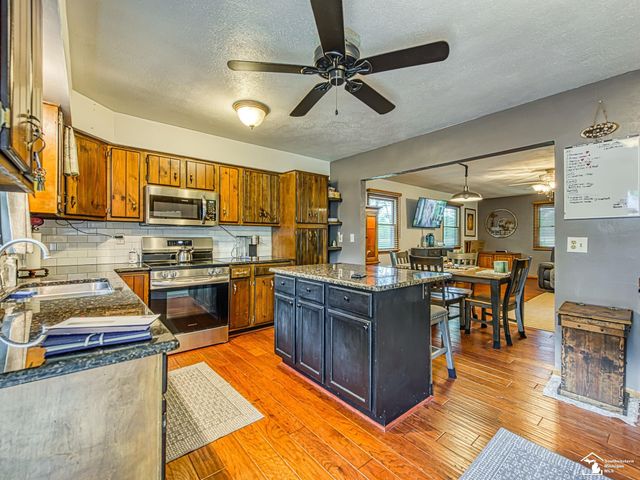 5215 Wells Road, Petersburg, MI 49270