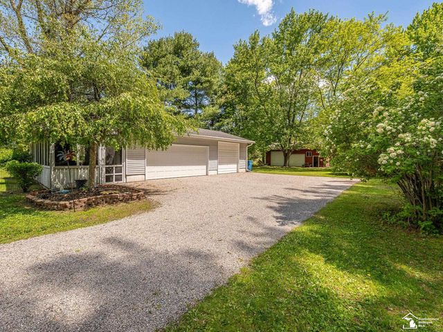 5215 Wells Road, Petersburg, MI 49270