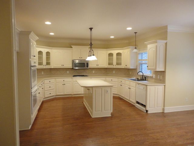 17210 LaMarche Boulevard, Little Rock, AR 72223