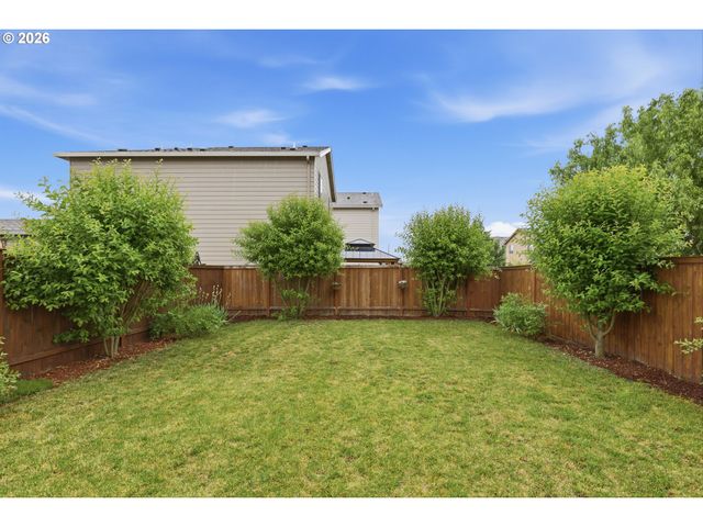 2276 Nw WOODLAND Dr, Mc Minnville, OR 97128