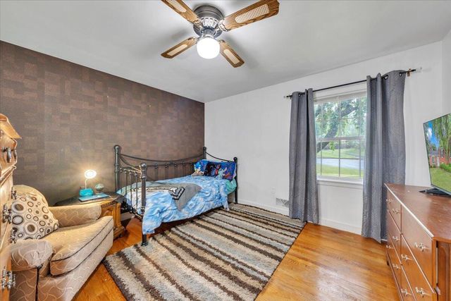 4508 Rosecrest RD, Roanoke, VA 24018