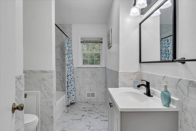 4508 Rosecrest RD, Roanoke, VA 24018