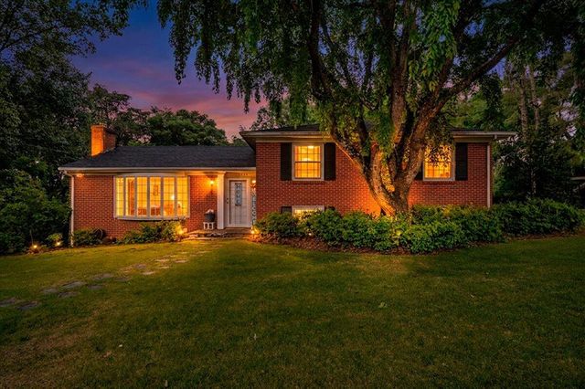 4508 Rosecrest RD, Roanoke, VA 24018
