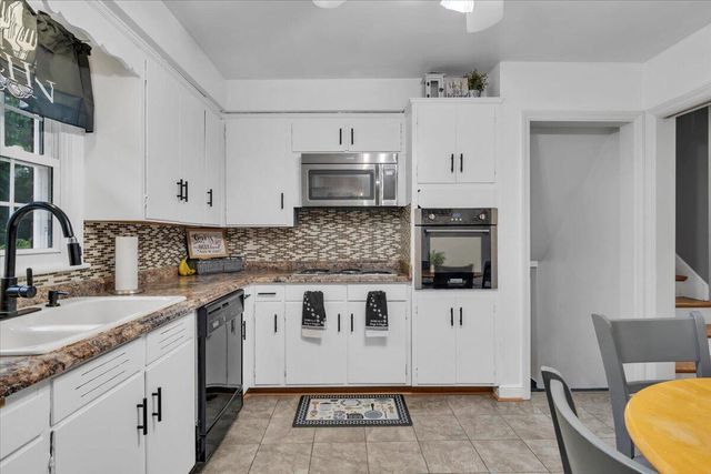 4508 Rosecrest RD, Roanoke, VA 24018