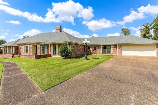 601 Orchard Drive, Lake Charles, LA 70605