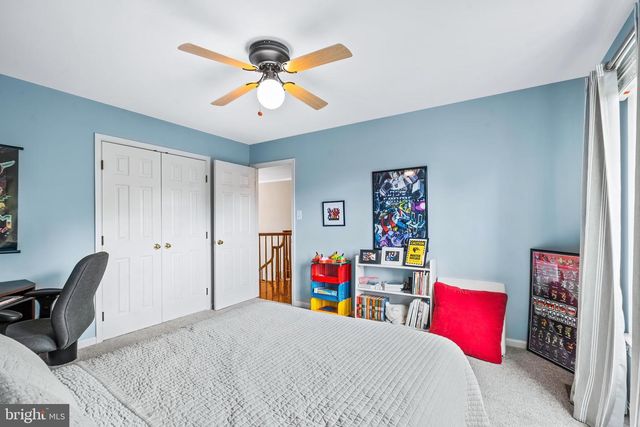 2214 W GREENLEAF DR, Frederick, MD 21702