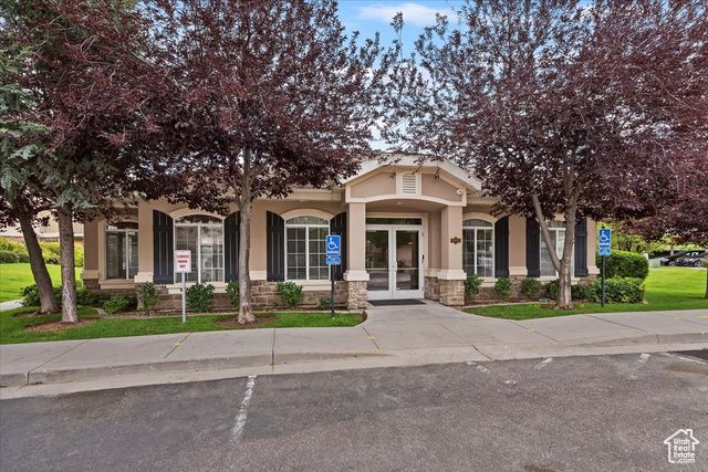 3954 W SPENCER CREST LN, West Jordan, UT 84084