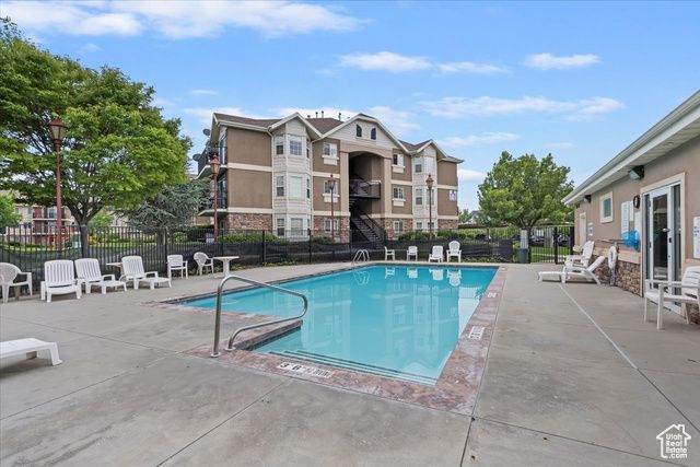 3954 W SPENCER CREST LN, West Jordan, UT 84084