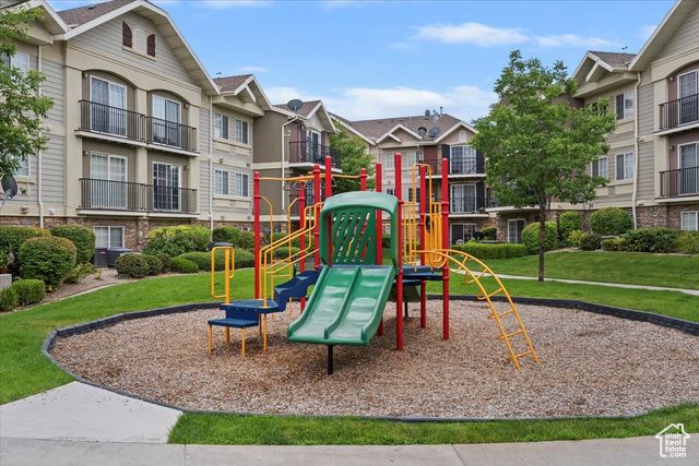 3954 W SPENCER CREST LN, West Jordan, UT 84084
