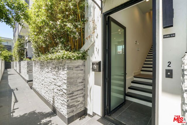1447 N Martel Avenue, Los Angeles, CA 90046