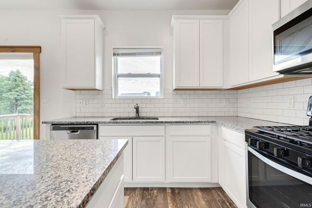 10308 Peotone Drive, Granger, IN 46530