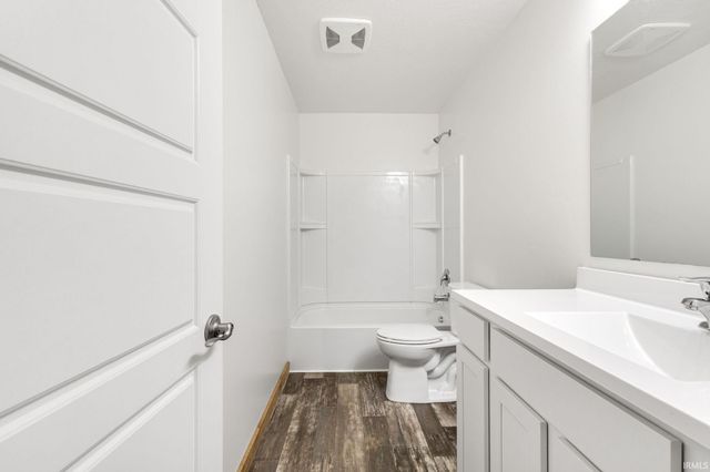 10308 Peotone Drive, Granger, IN 46530