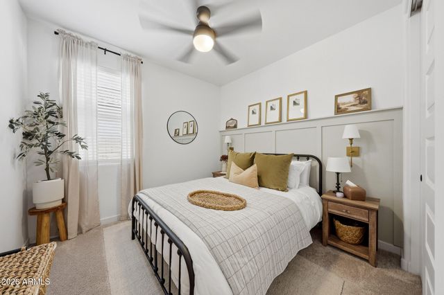 12430 W VISTA Avenue, Glendale, AZ 85307