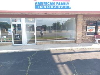 6802 W 111th Street, Worth, IL 60482