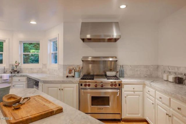 1450 Grand Avenue, Ojai, CA 93023