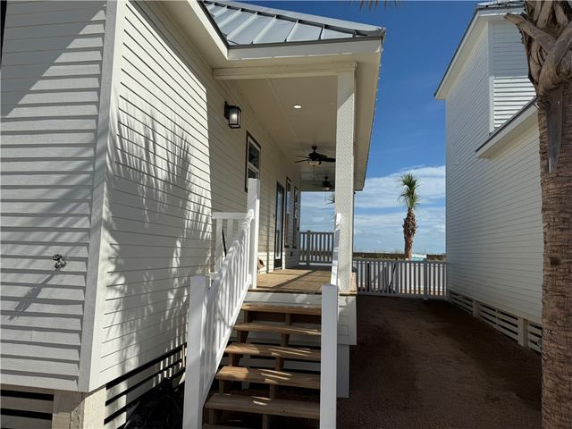 248 St. John Circle, Port Aransas, TX 78373