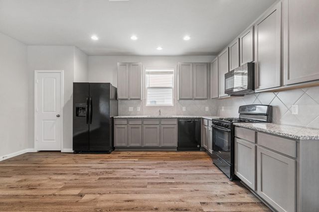2519 Moapa Drive, Conroe, TX 77384