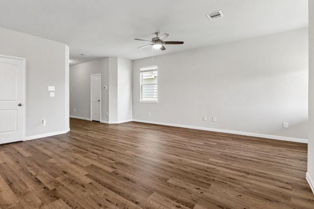 2519 Moapa Drive, Conroe, TX 77384