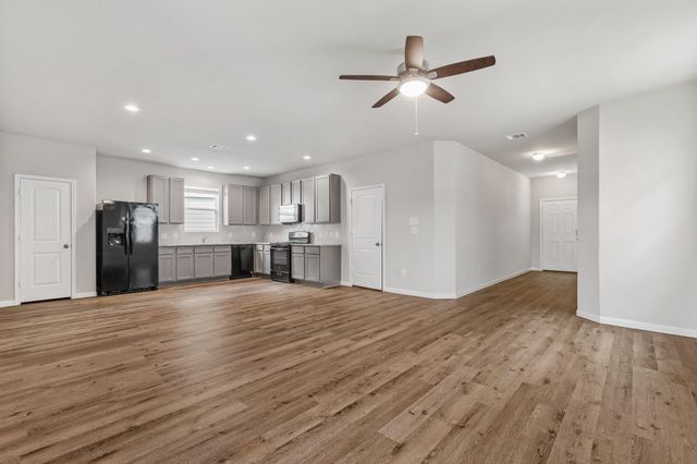 2519 Moapa Drive, Conroe, TX 77384