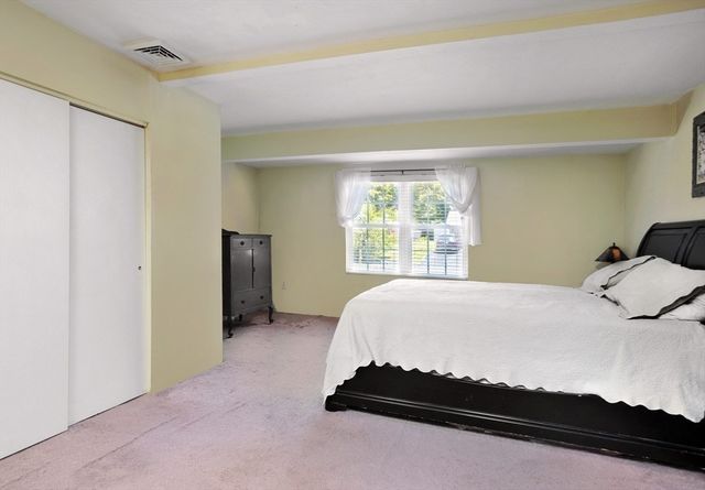 68 Alphonse Rd, Brockton, MA 02302